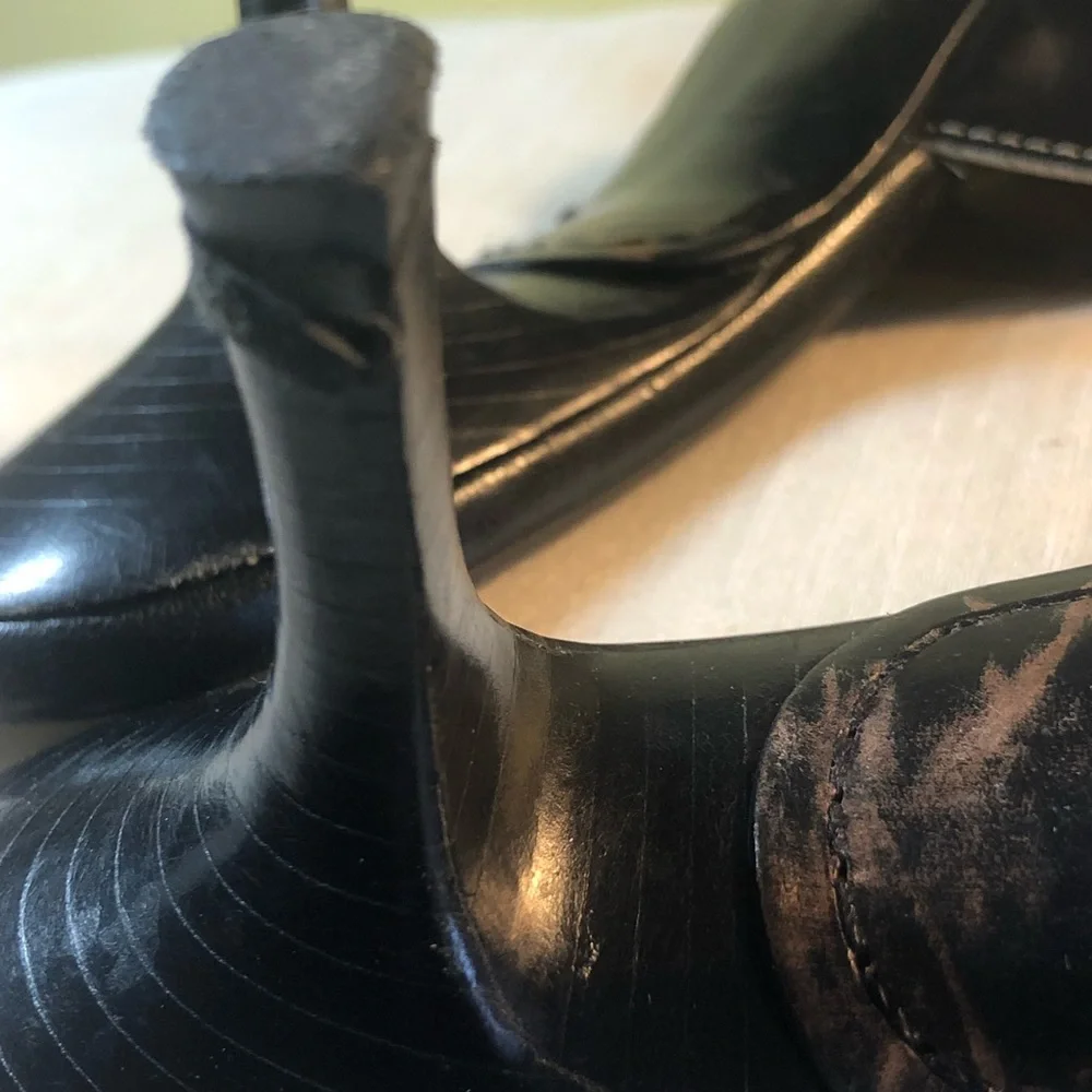 Shoes - Picture 10 of 10